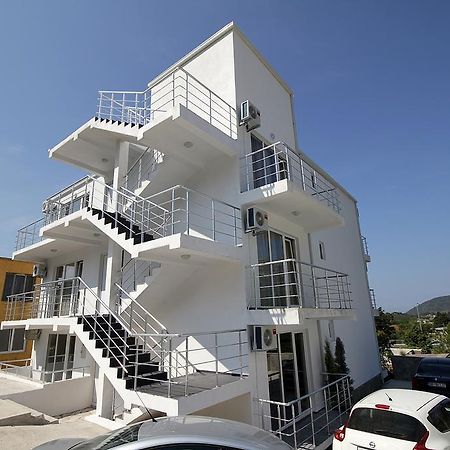 Apartments Victoria Sutomore Εξωτερικό φωτογραφία